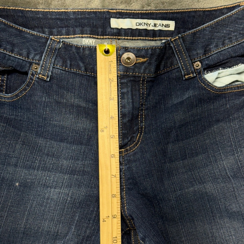 DKNY‎ Jeans Soho Cropped Denim Dark Wash Jeans Comfort Fit Women's Size 14 - Picture 8 of 10